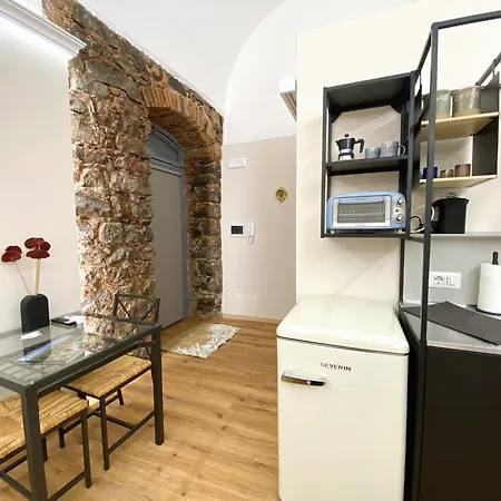 Sicilian Duomo - Lava * Katanya