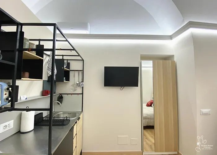 Sicilian Duomo - Lava * Katanya